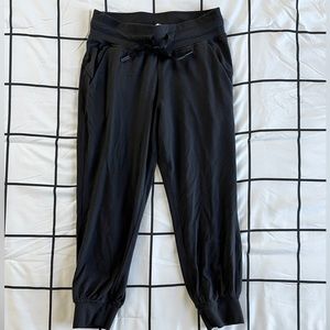 Lululemon Ready to Rulu Crop Jogger
